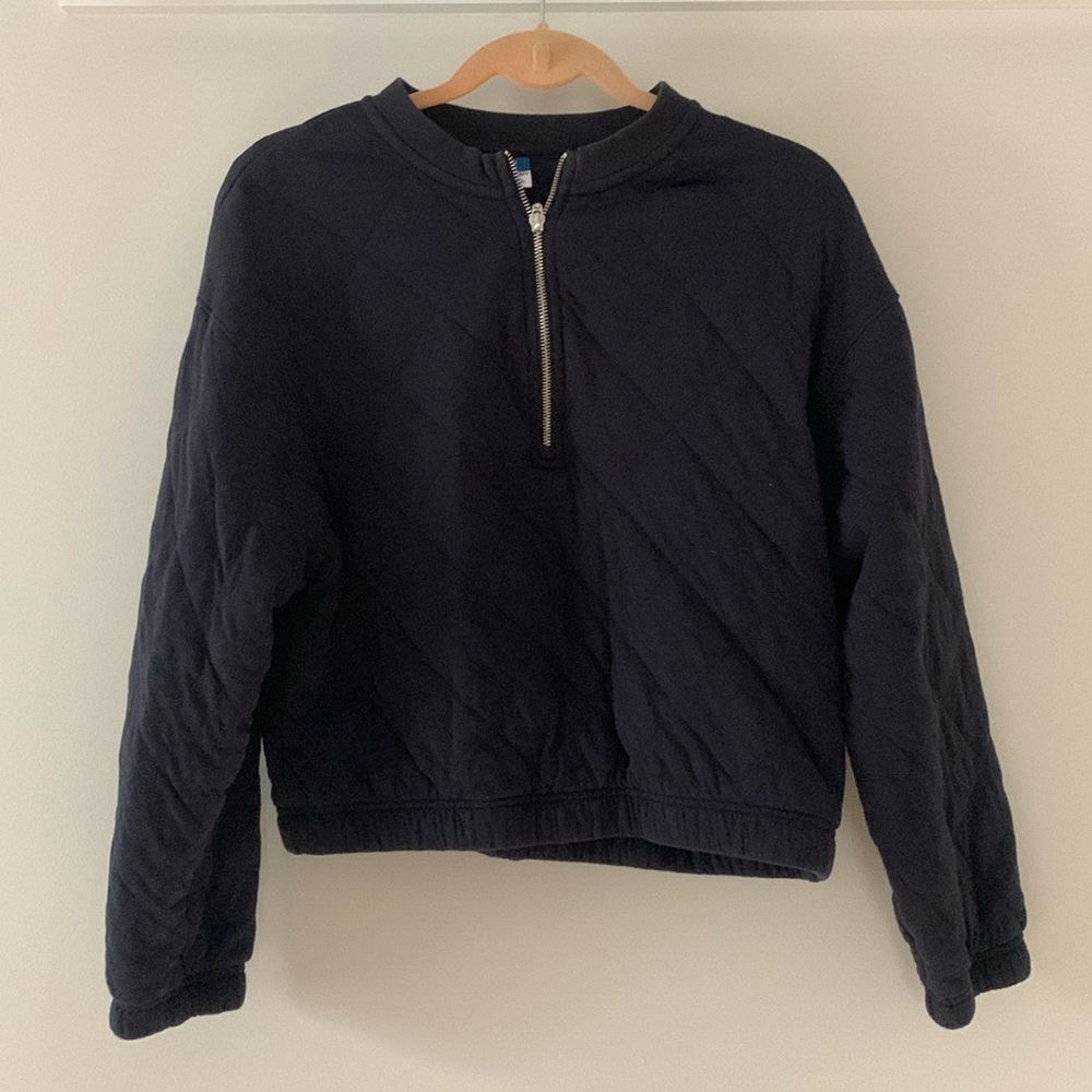Old Navy Quilted Sweater M
